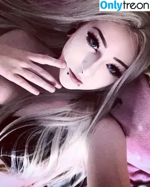  nude photo #0006