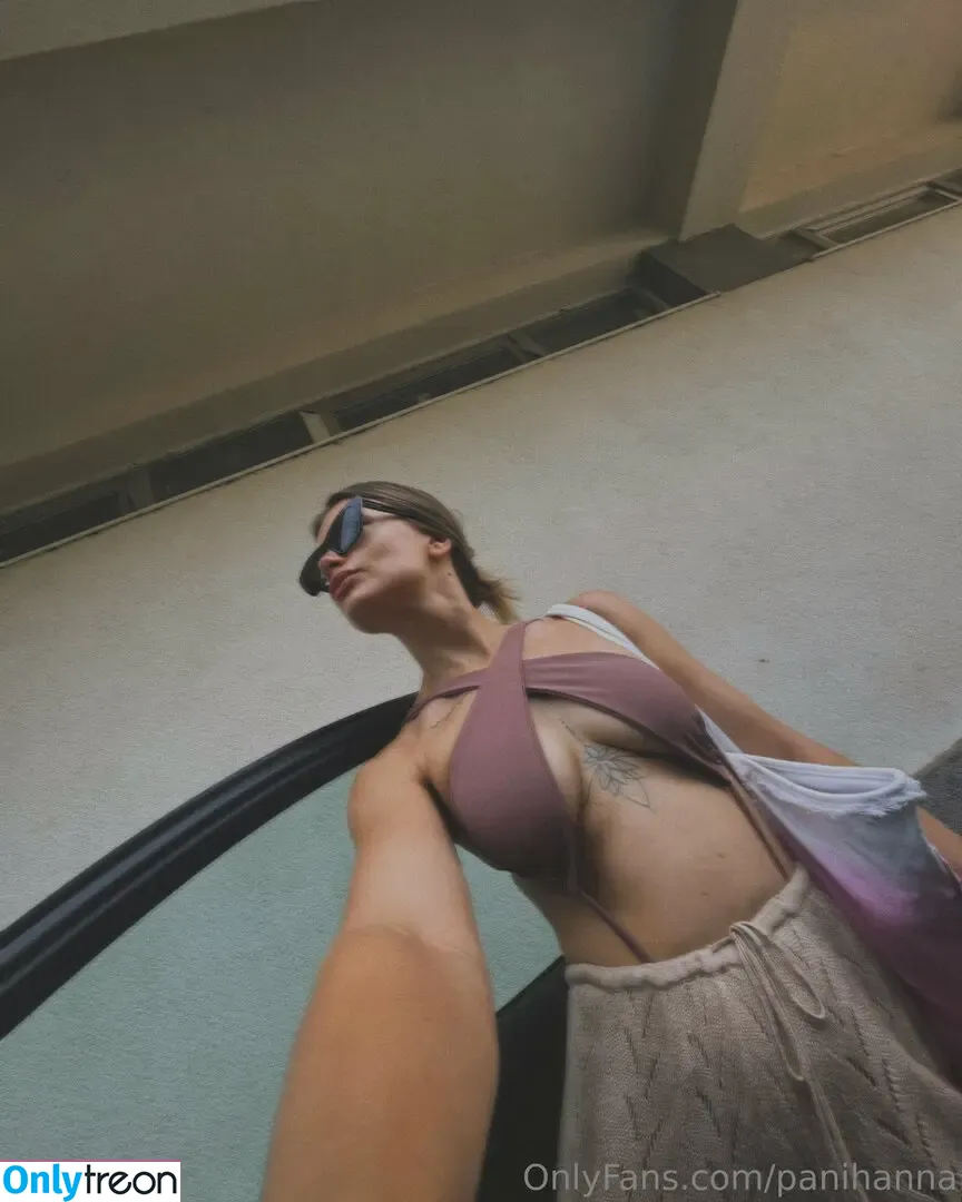 panihanna nude photo #0018 (anna_conda_96)