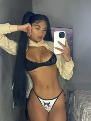Paola Castillo / PaolaCa76854576 / Paopi1 / paocastillooficial nude photo #0201