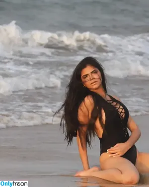 Paola Sanchez / paovsanchez nude photo #0006