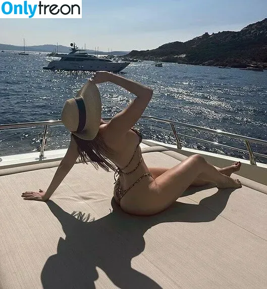 Paola Saulino nude photo #0236 (paolasaulino / paolinasaulino)