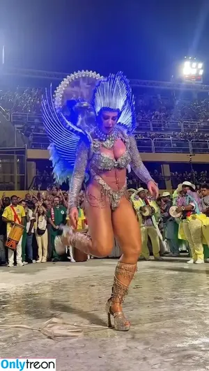 Paolla Oliveira / paollaoliveirareal / paulinhamissbumbum nude photo #1337