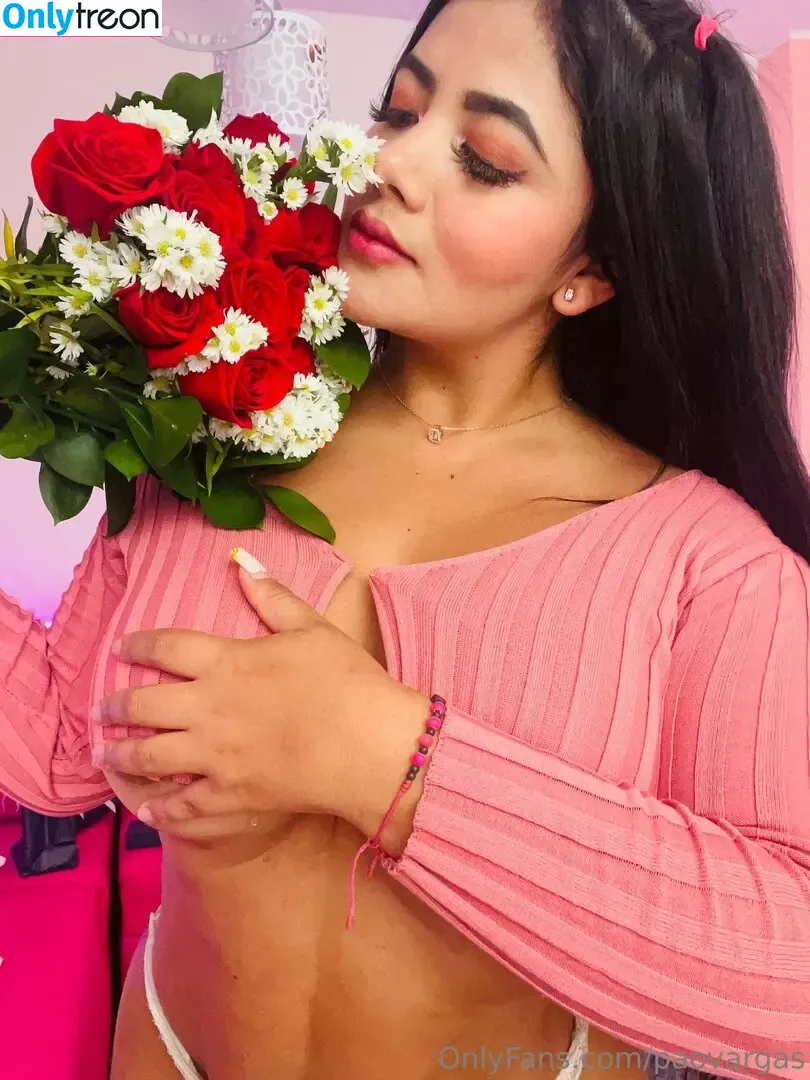 paovargas nude photo #0020 (paovargas.88)