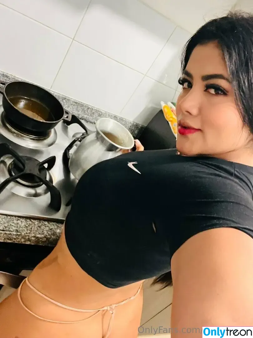 paovargas nude photo #0028 (paovargas.88)
