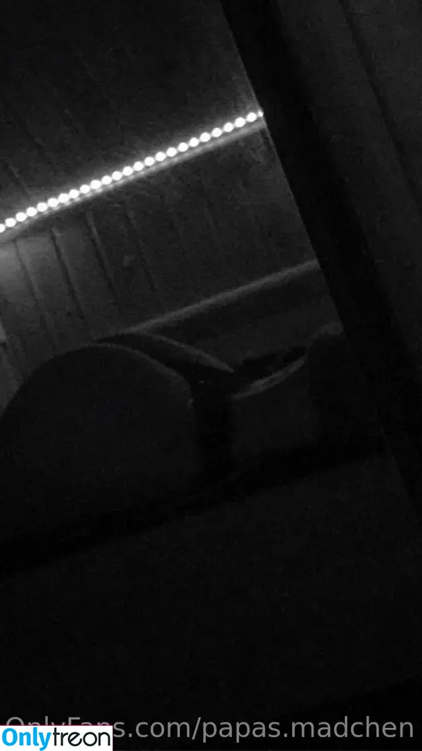 papas.madchen nude photo #0023 (ambitious_sunday)