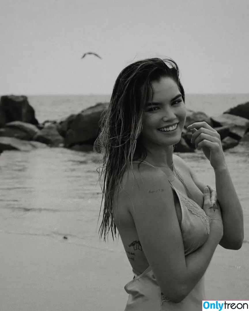 Paris Berelc голая photo #0061 (theparisberelc)