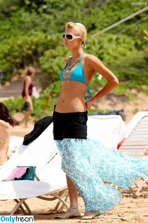 Paris Hilton / parishilton фото голая #1873