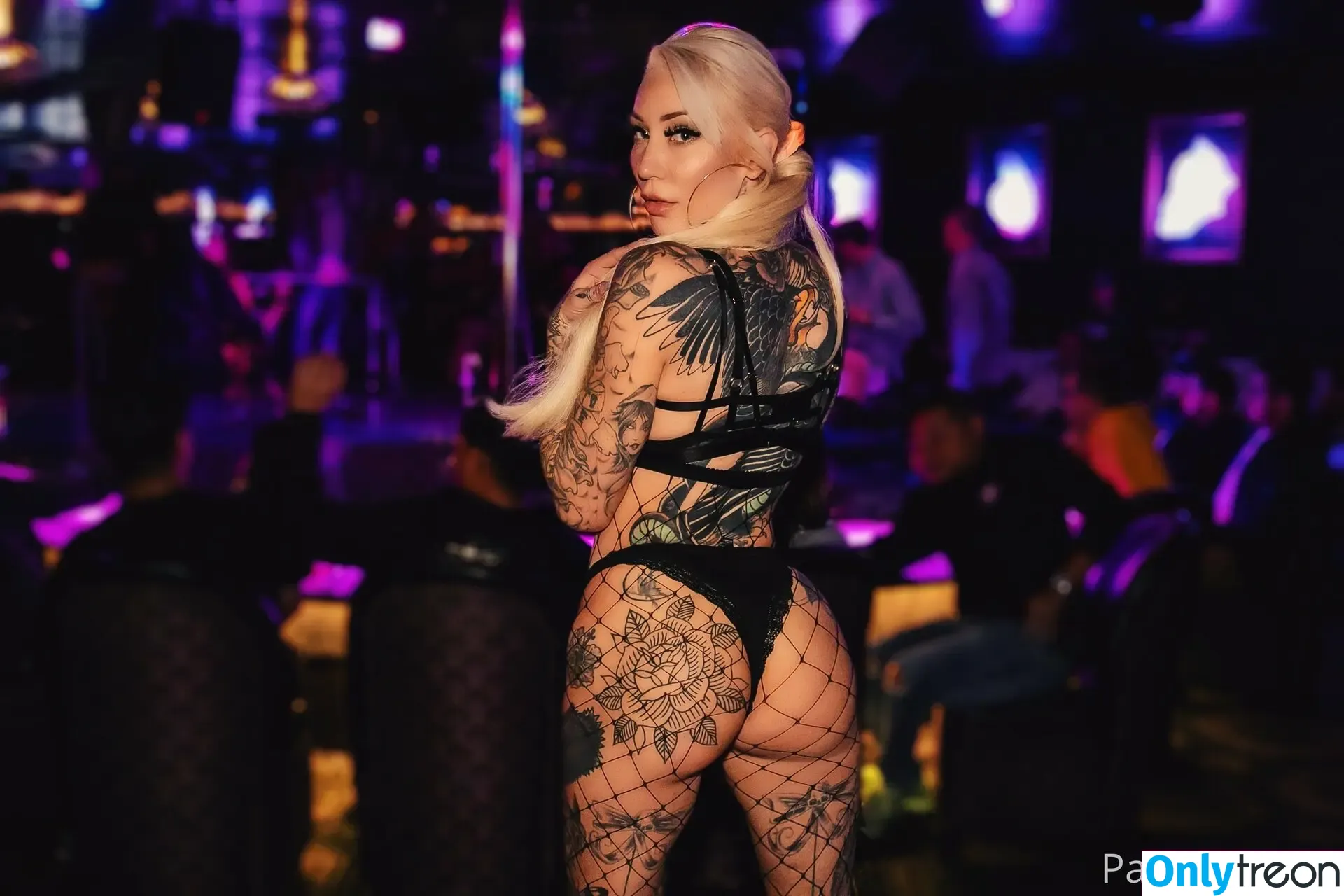 parisvipervip nude photo #0099 (theparisviper)