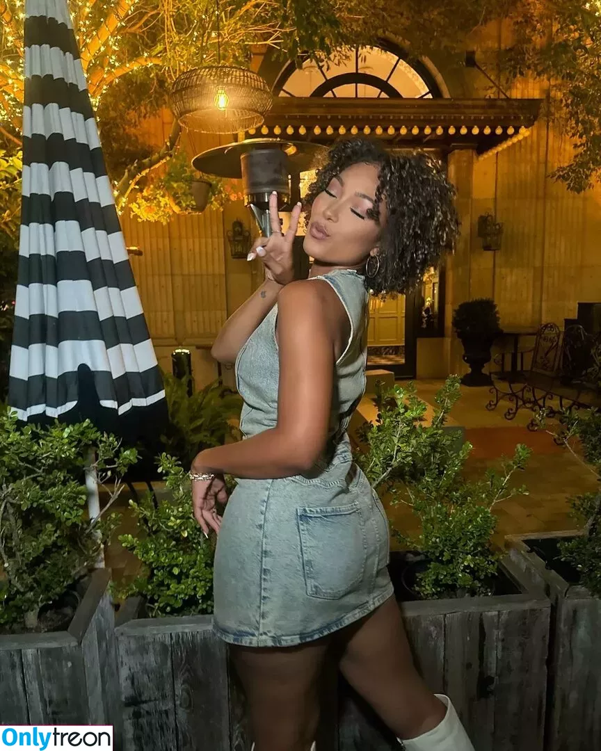 Parker McKenna Posey nude photo #0213 (parkermckennaaa)