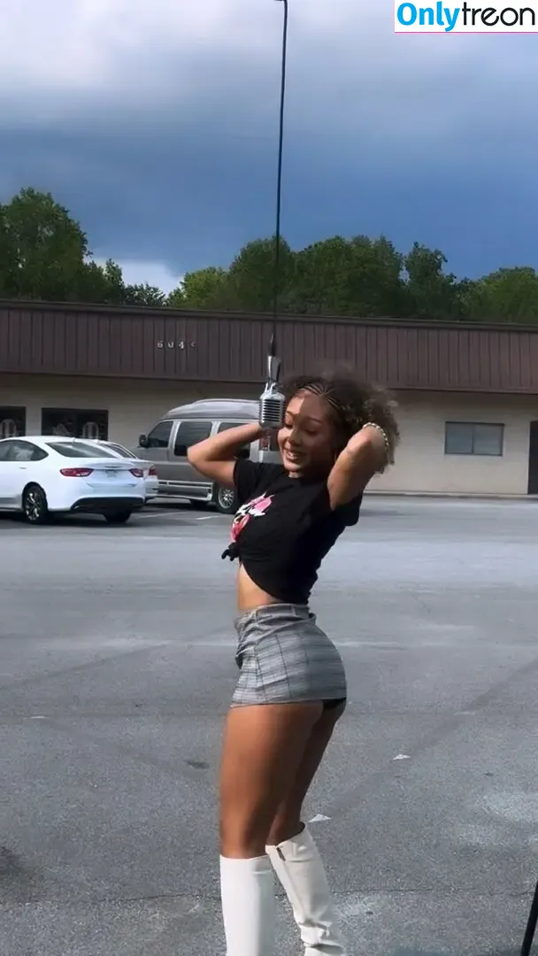 Parker McKenna Posey nude photo #0429 (parkermckennaaa)