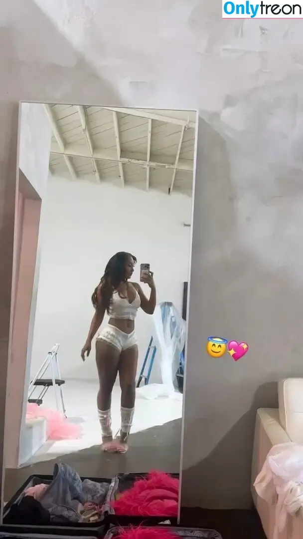 Parker McKenna Posey nude photo #0464 (parkermckennaaa)