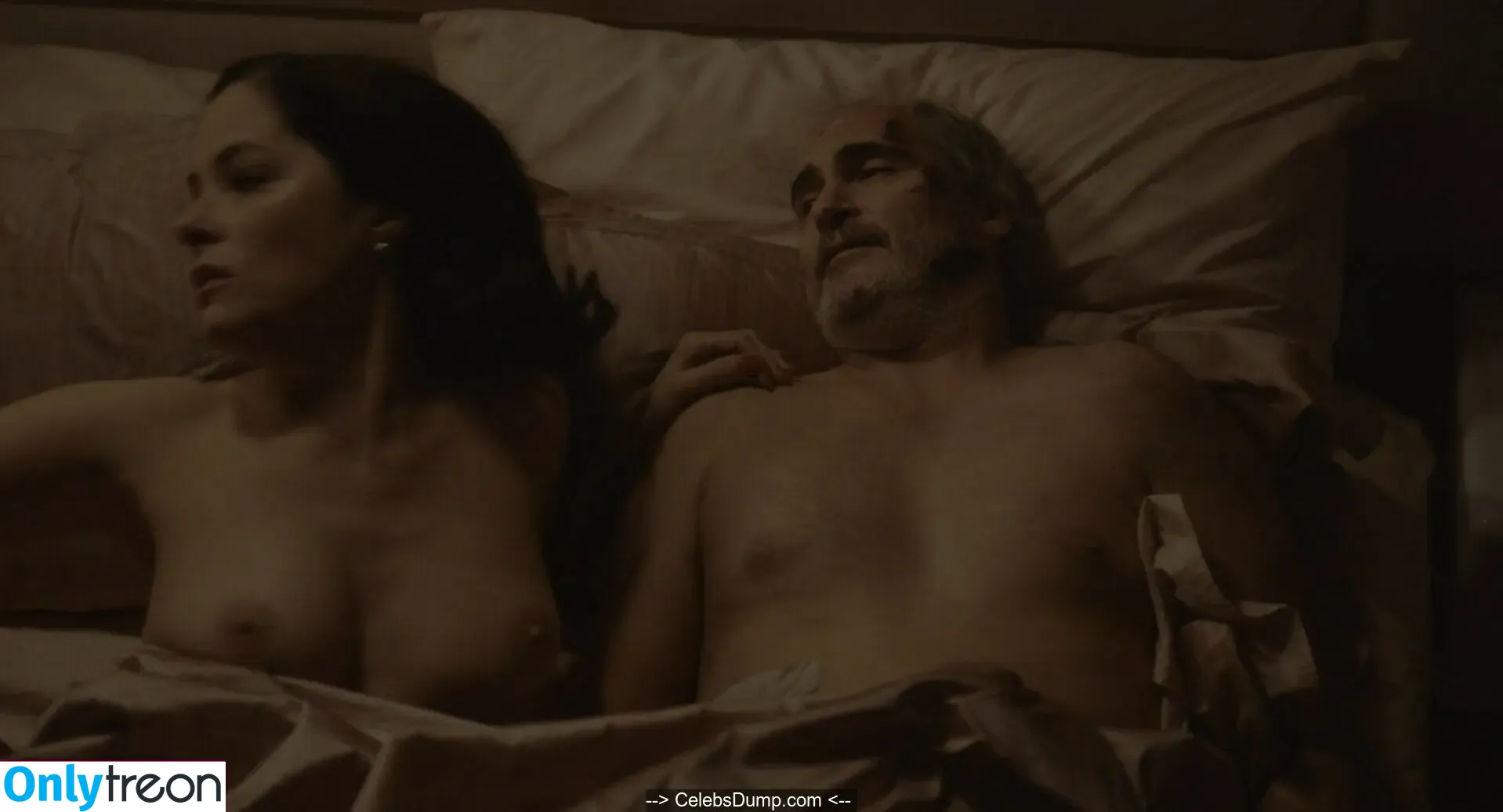 Parker Posey nude photo #0044 (itsparkerposey)