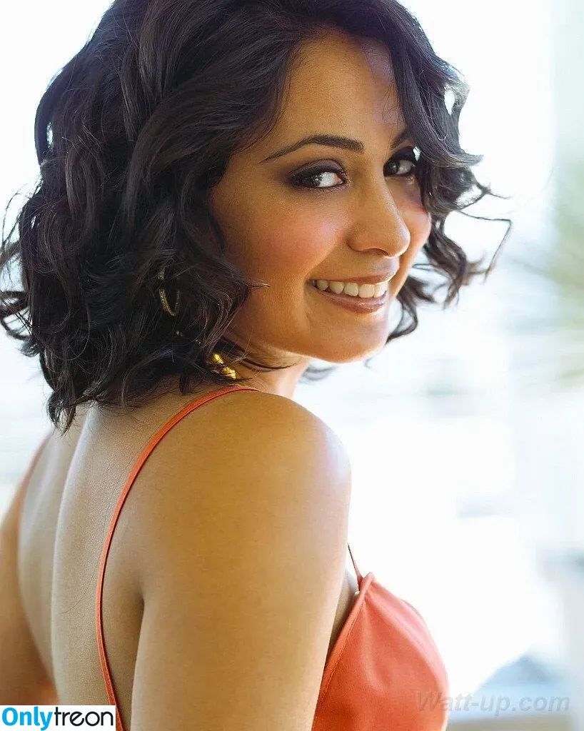 Parminder Nagra голая photo #0009 (parmindernagra)