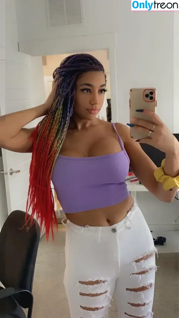 partyatari nude photo #0003 (partyatari)