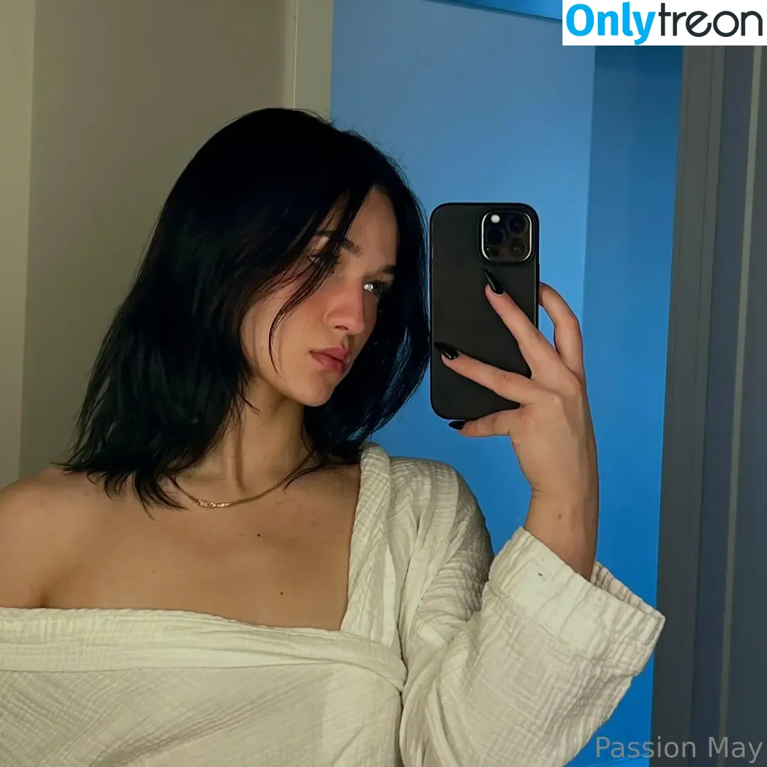 passionslives nude photo #0006 (passionslives)