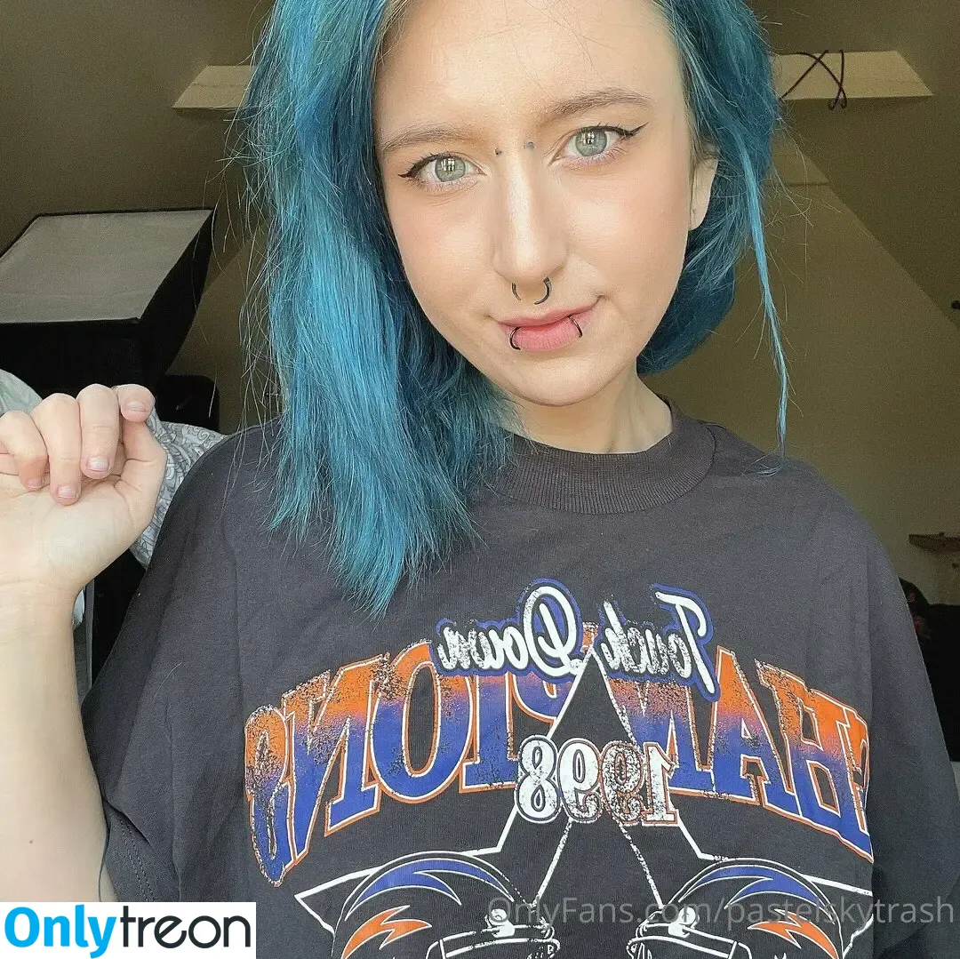 pastelskytrash голая photo #0063 (pastelsky4u)