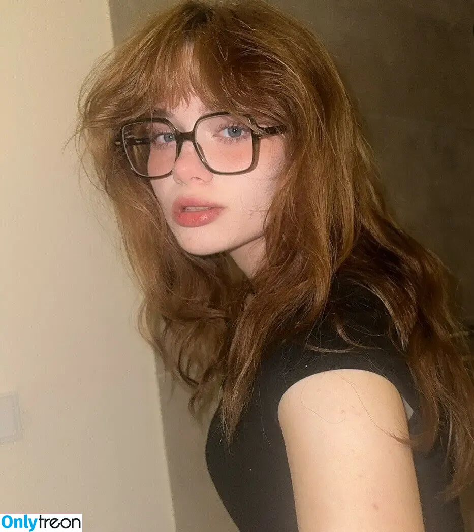 PatrickBatemam111 nude photo #0001 (Aurora / patrickbatman111)
