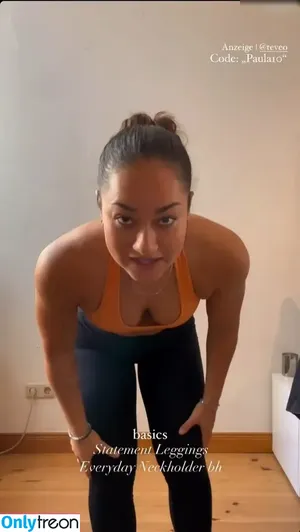 Paula Ahmadi / paula.ahmadi nude photo #0025