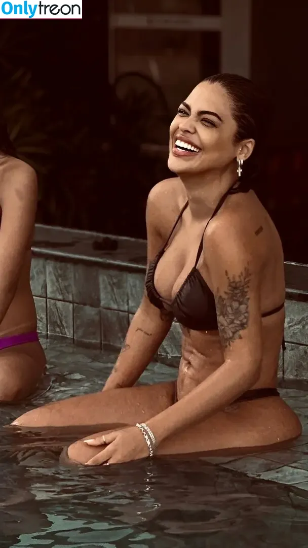 Paula Freitas nude photo #0047 (Ex-BBB / paulafreitas)