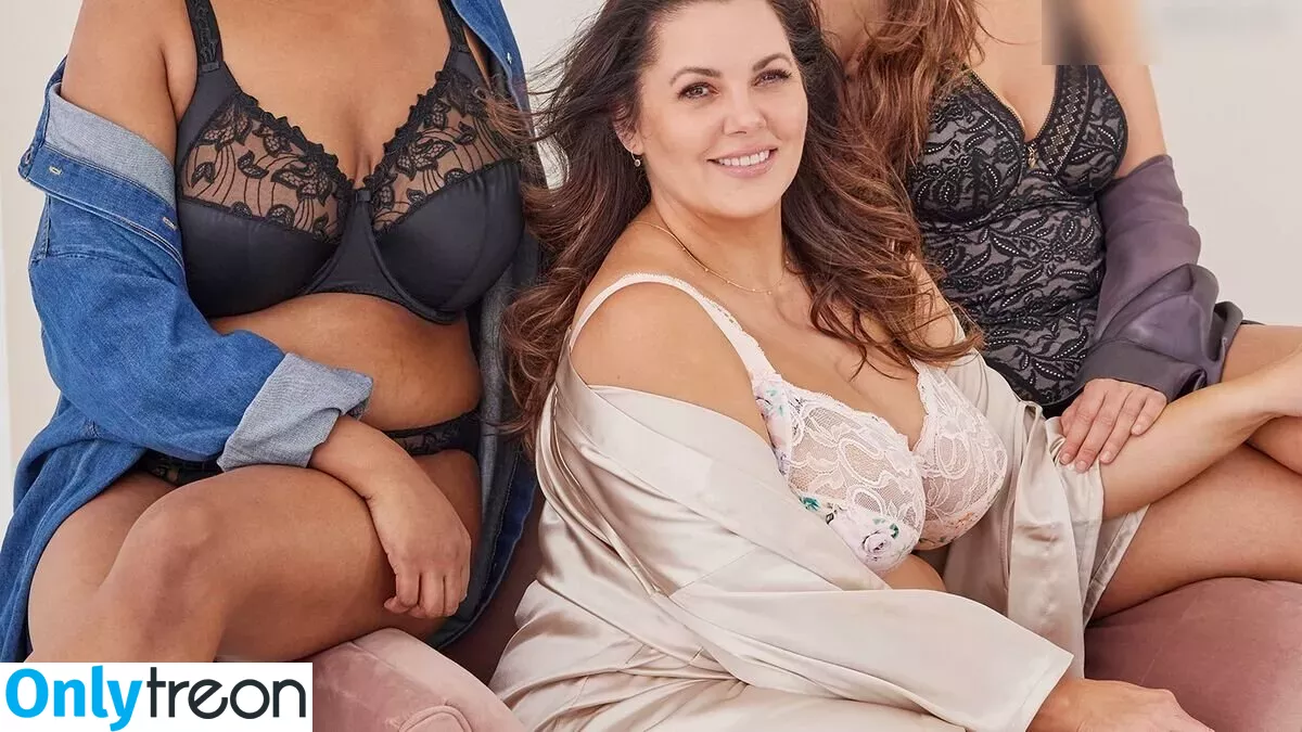 Paula Lambert голая photo #0026 (therealpaulalambert)