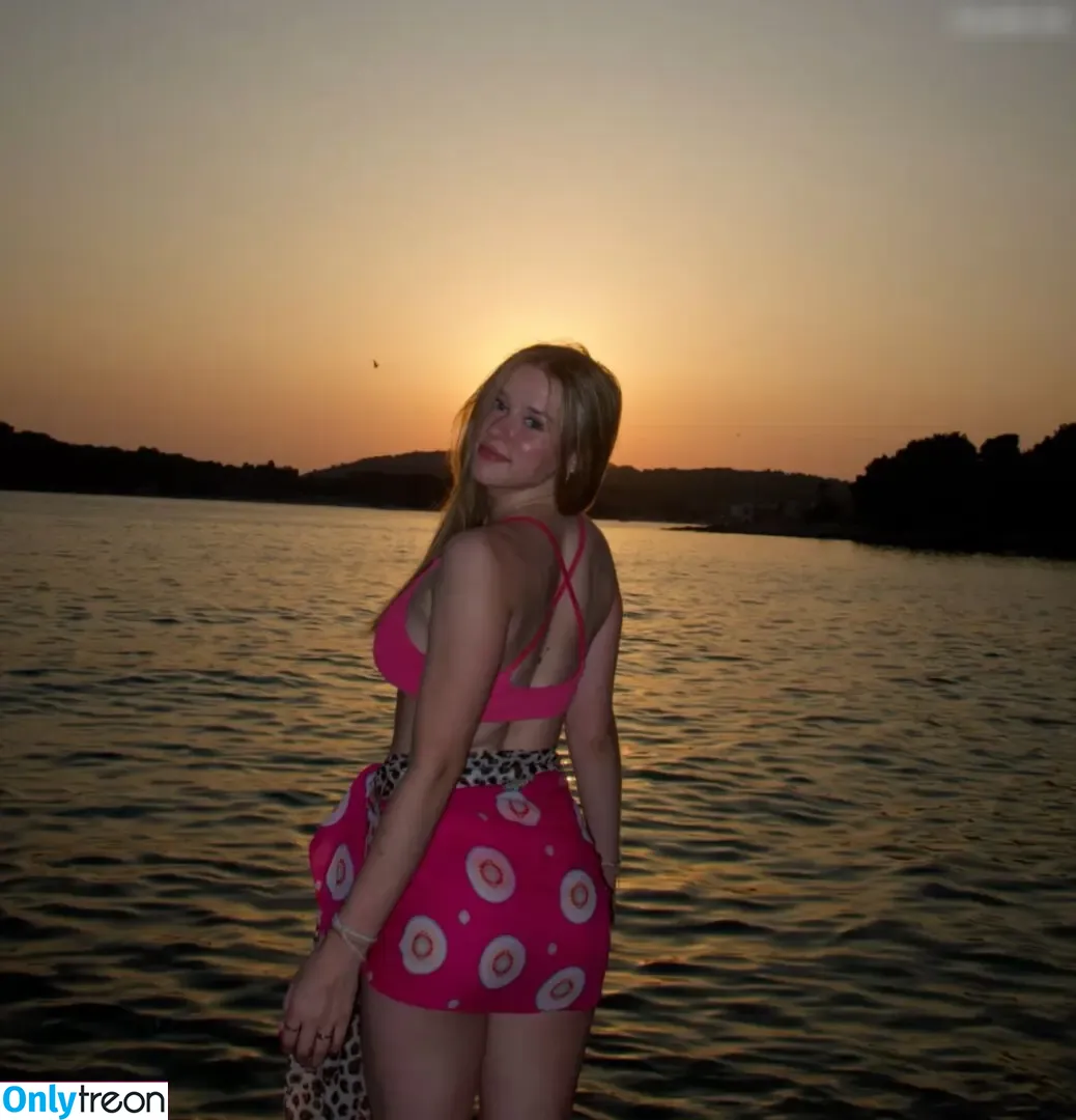 paula.nstl nude photo #0017 (paula.nstl)