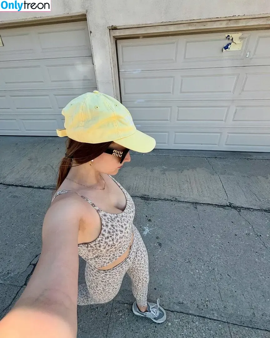 Pauline Chalamet nude photo #0034 (pauline.chalamet)