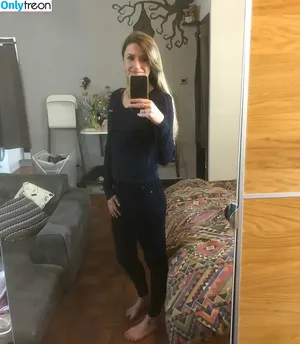 payingformydivorce / Instakat74 nude photo #0118