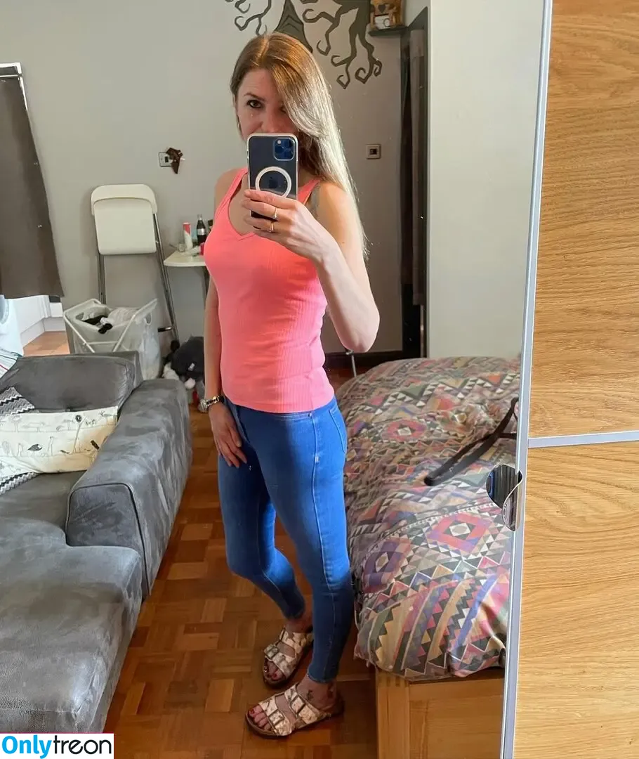 payingformydivorce nude photo #0110 (Instakat74)