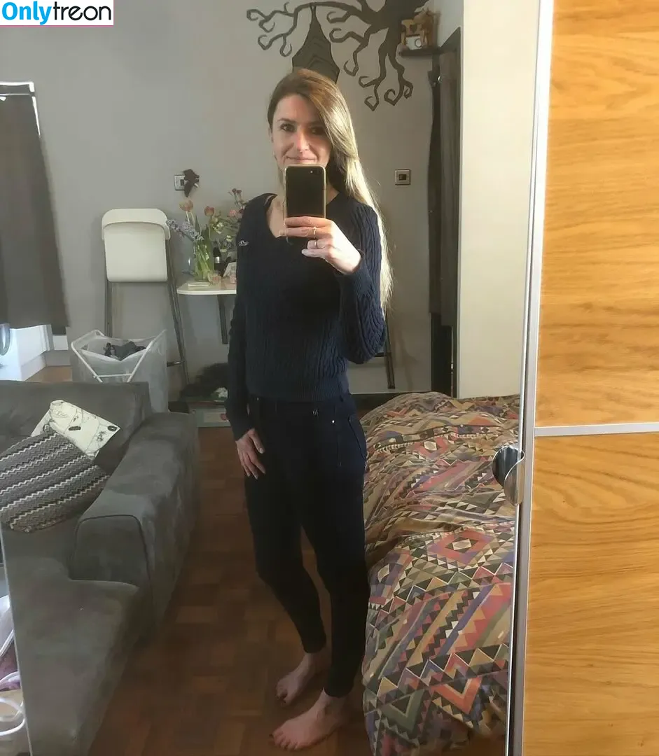 payingformydivorce nude photo #0118 (Instakat74)