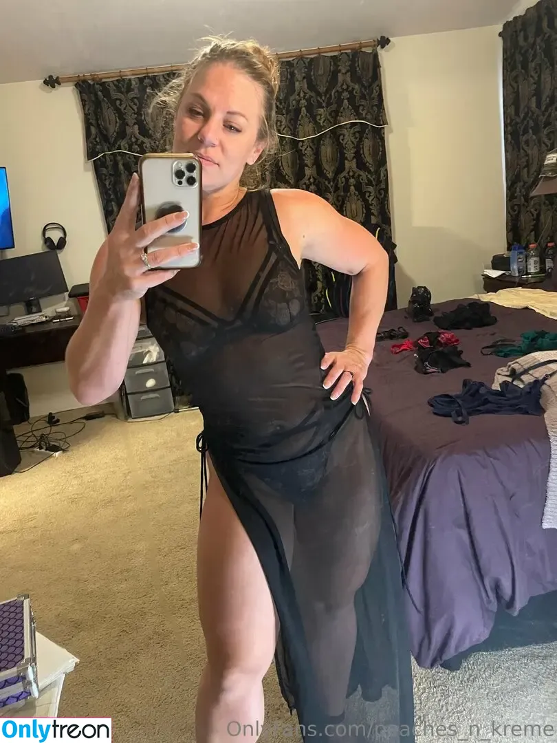 peaches_n_kreme nude photo #0022 (peachesnkremenovelty)