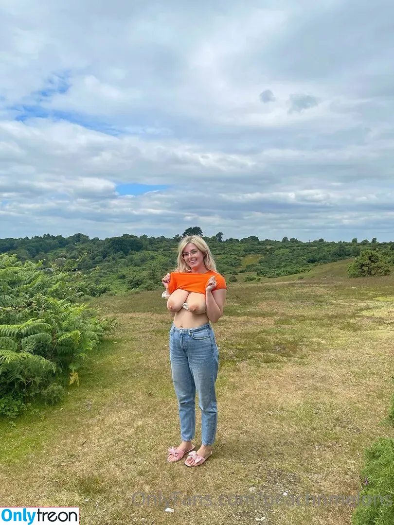 peachnmelons голая photo #0028 (peachnmelonsofficial)