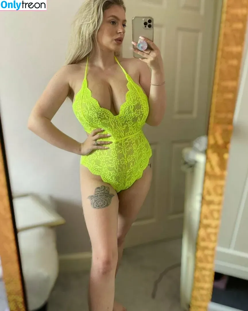 peachnmelons nude photo #0125 (peachnmelonsofficial)