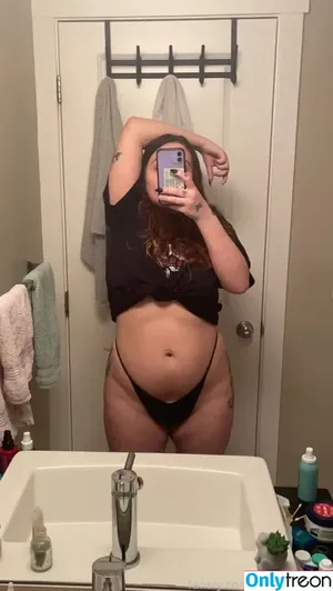 peachpie666 / 666peachykeen nude photo #0019