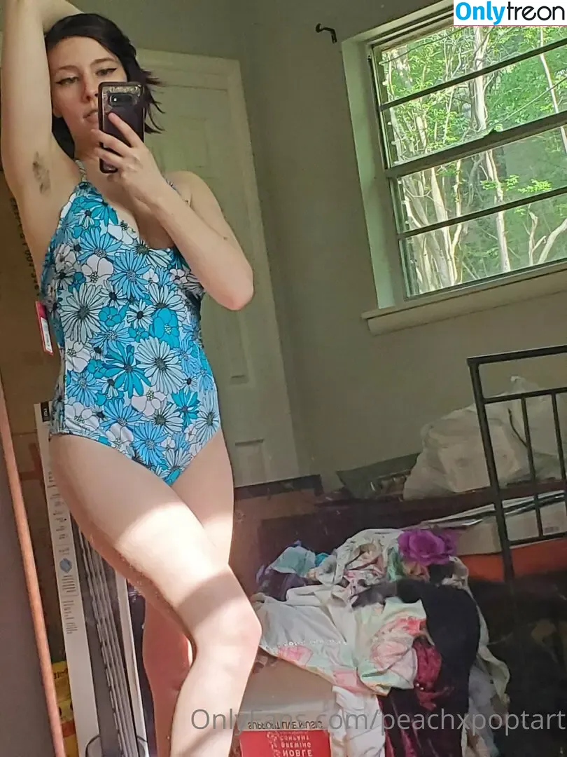 PeachxPoptart nude photo #0037 (PeachxPoptart)