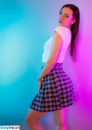 peachykeen2467 / PeachesnCream2467 / peachykeen67 фото голая #0032