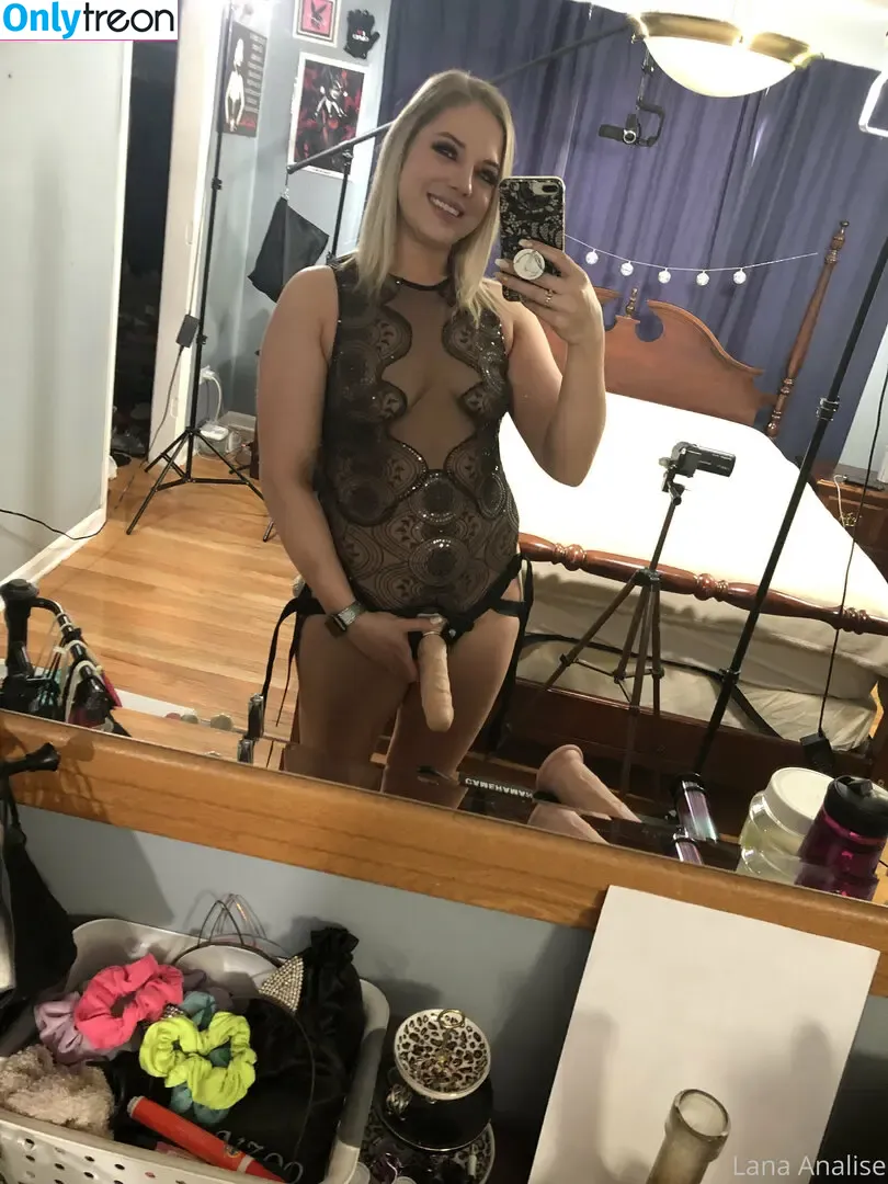 peachylanaxo nude photo #0051 (peachylanaxo)