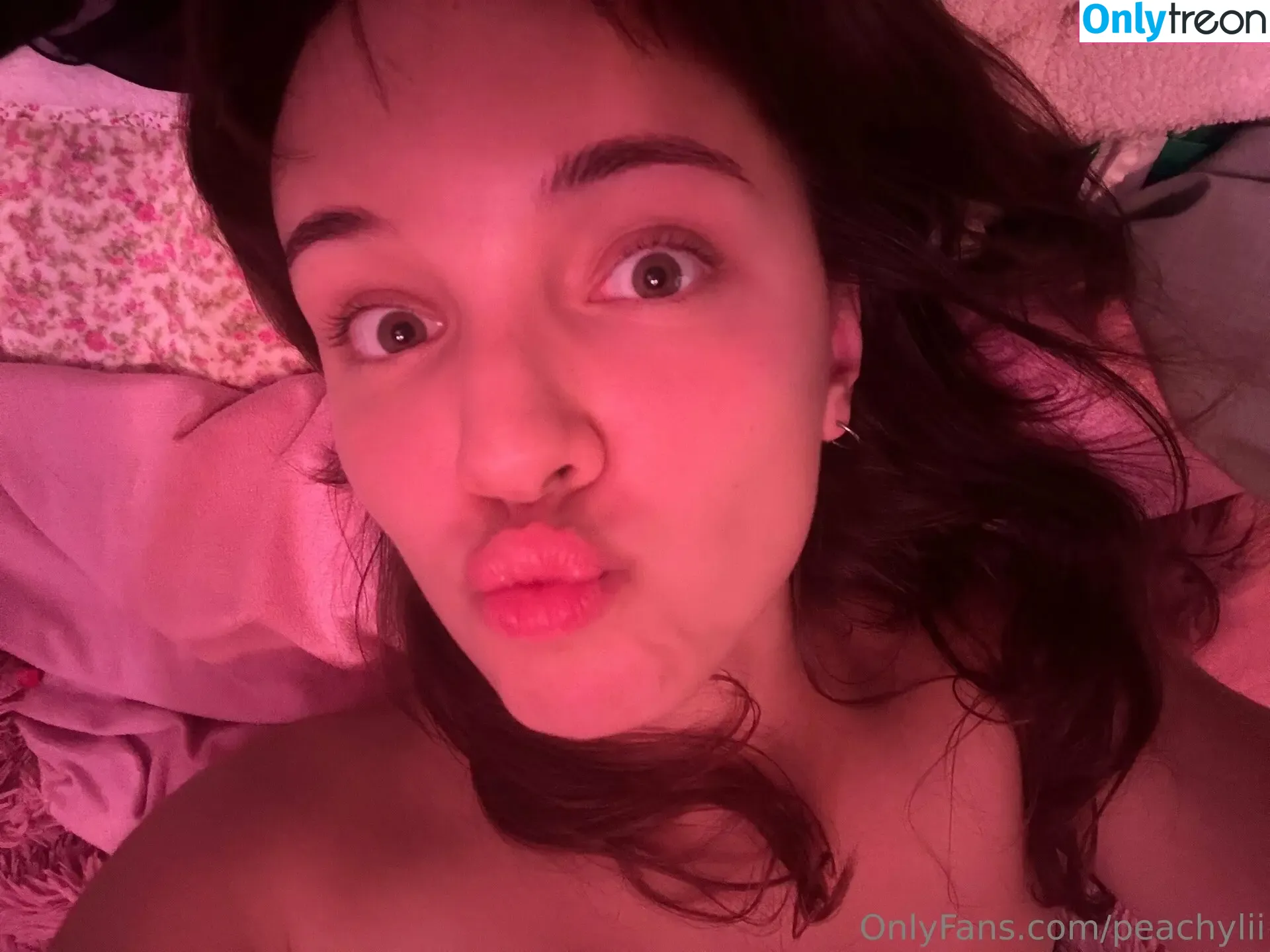 peachylii голая photo #0031 (peachllii)