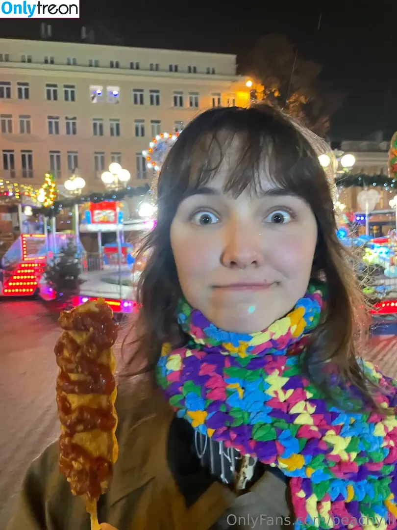 peachylii голая photo #0051 (peachllii)