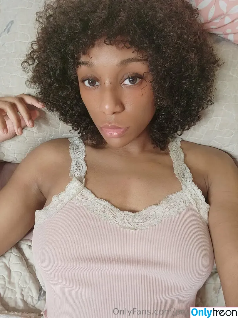 peachysodaaa голая photo #0049 (peachysodaaa)