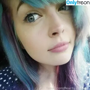 PeachyxDreams / peacchy_dreams / peachy.x.dreams nude photo #0030