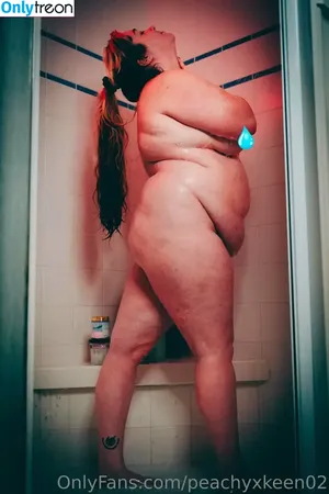 peachyxkeen02 / peachykeen_official nude photo #0011
