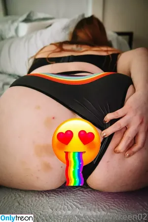 peachyxkeen02 / peachykeen_official nude photo #0013