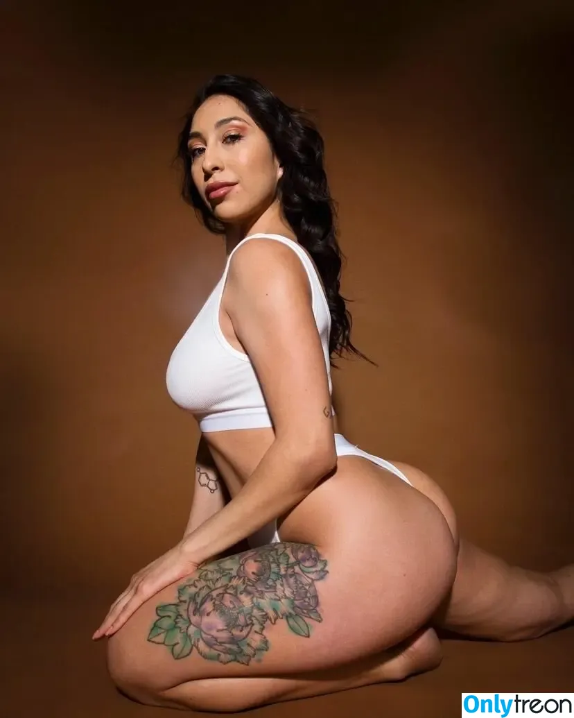 Peachyy Gemini nude photo #0014 (peachyy.gemini / peachyy_gemini)