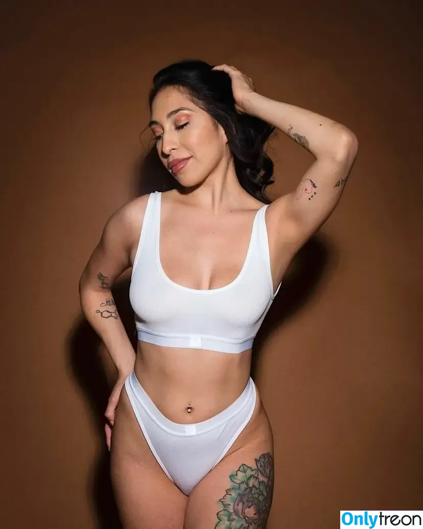 Peachyy Gemini nude photo #0018 (peachyy.gemini / peachyy_gemini)