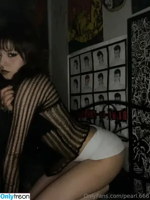 Pearl.666 / Pearlvip / x.pearll nude photo #0007