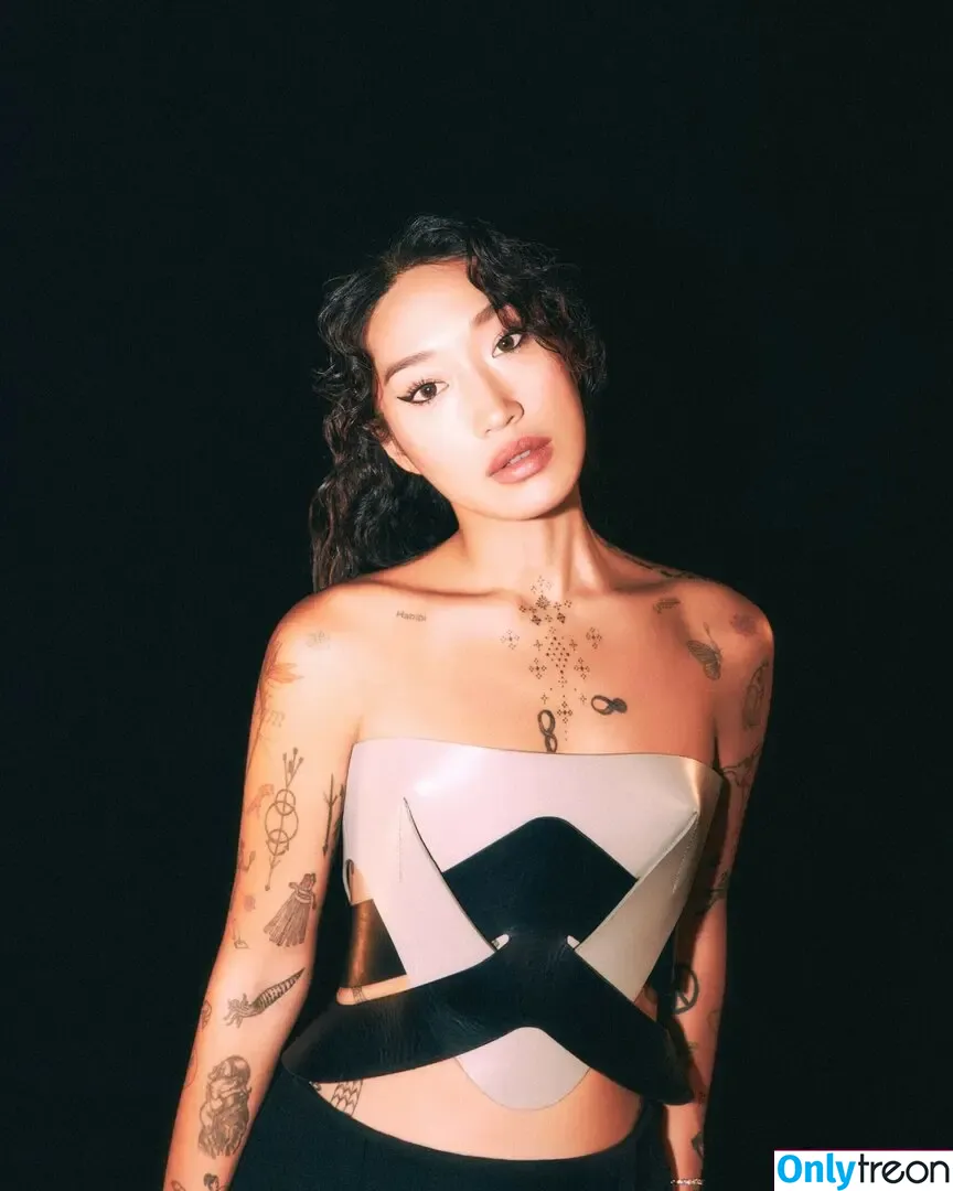 Peggy Gou nude photo #0046 (peggygou_)