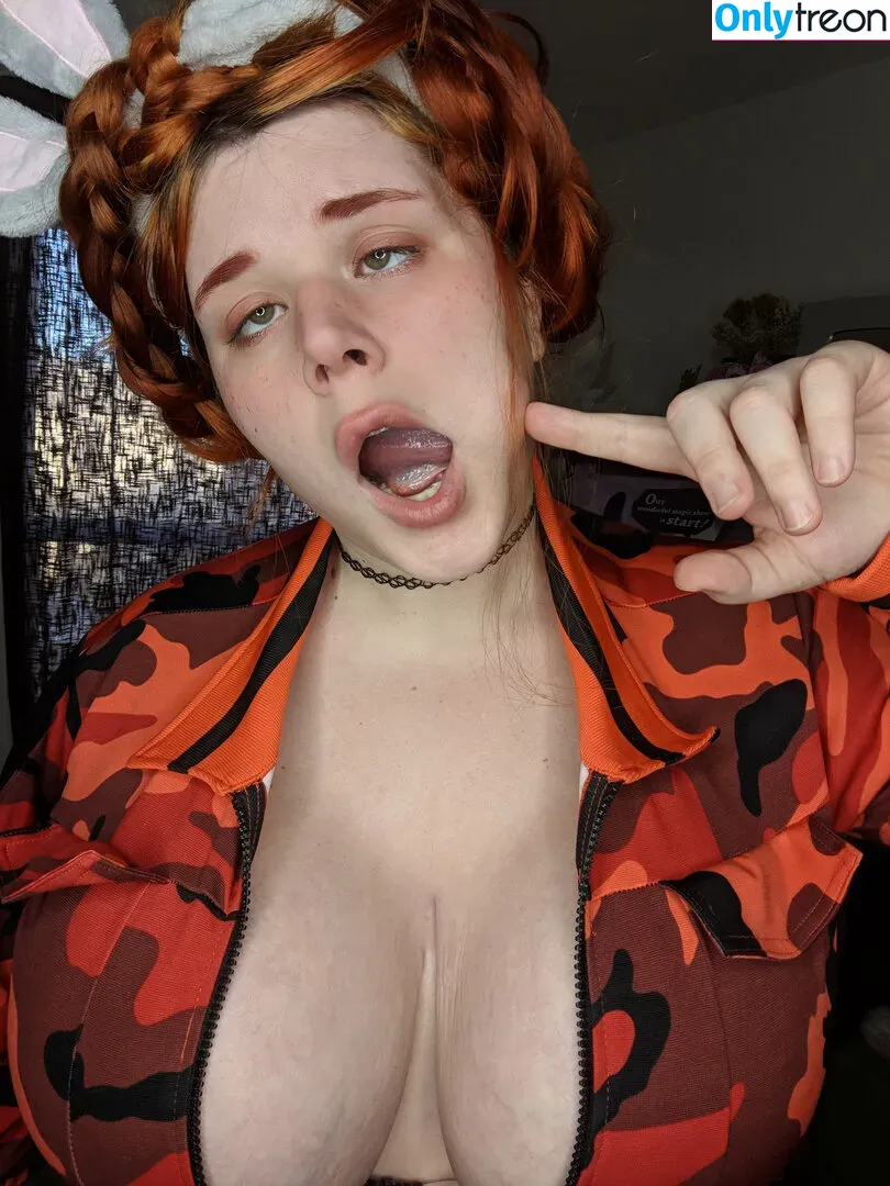 Penny Underbust nude photo #0133 (pennyunderbust5 / underbust)