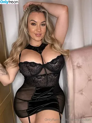 pennylondon / ultimate_tomathoe nude photo #0027
