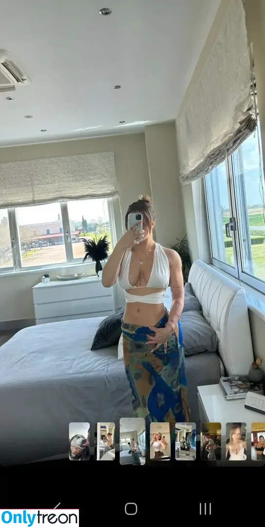 peraroeleonora nude photo #0011 (eleonoraof)