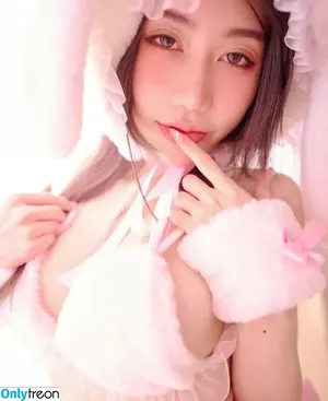 Peroro Ou / petiteasian.peroro nude photo #0055